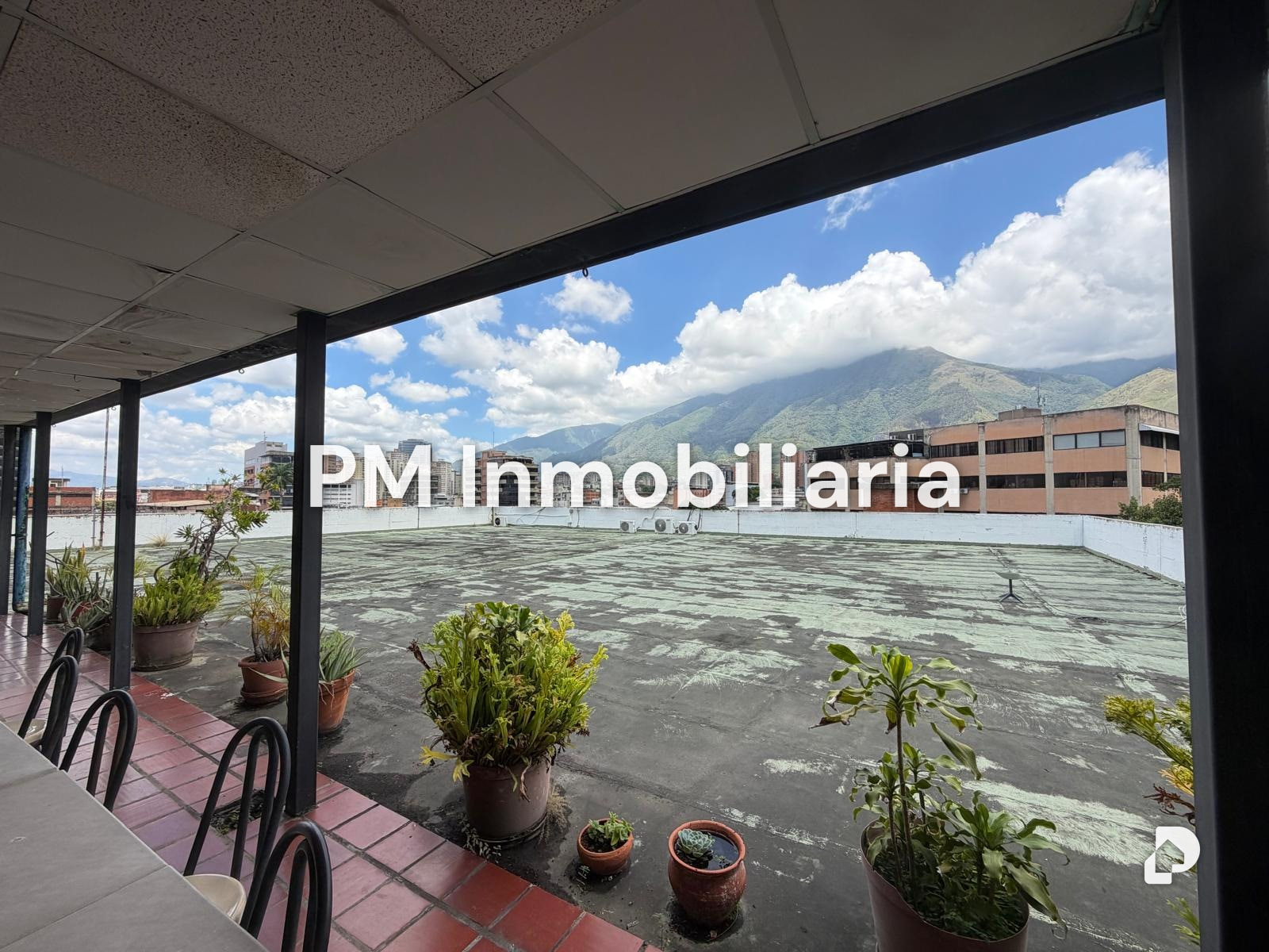 Edificio en Boleíta Norte, Caracas – 11