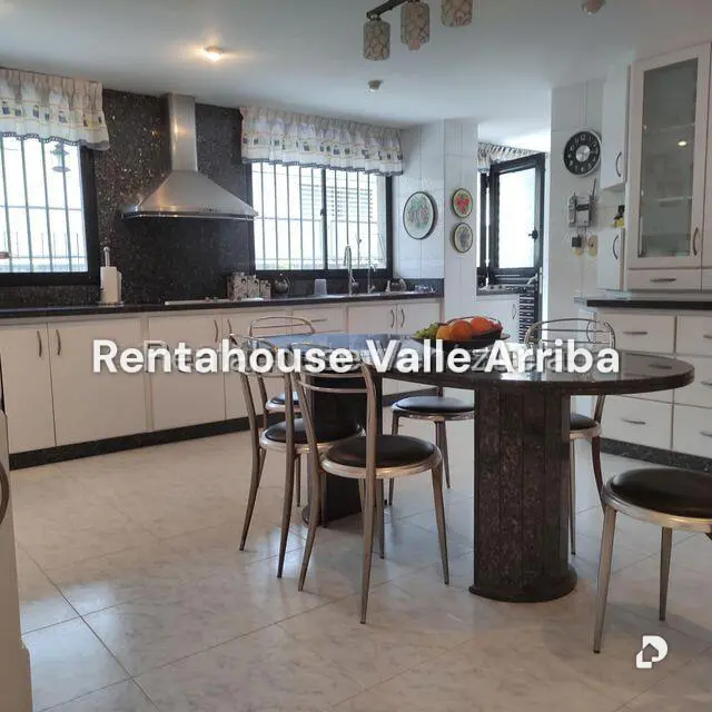 Apartamento en Miranda, Caracas – 24