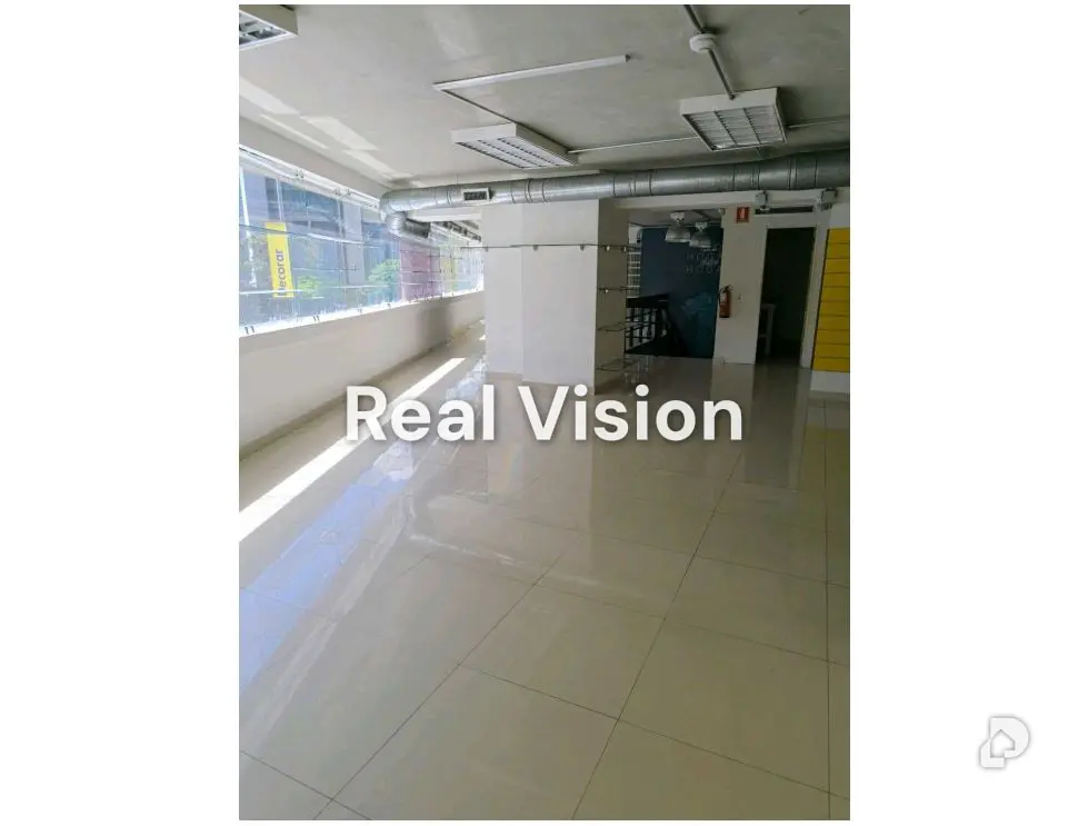 Local comercial en Campo Alegre, Caracas – 17