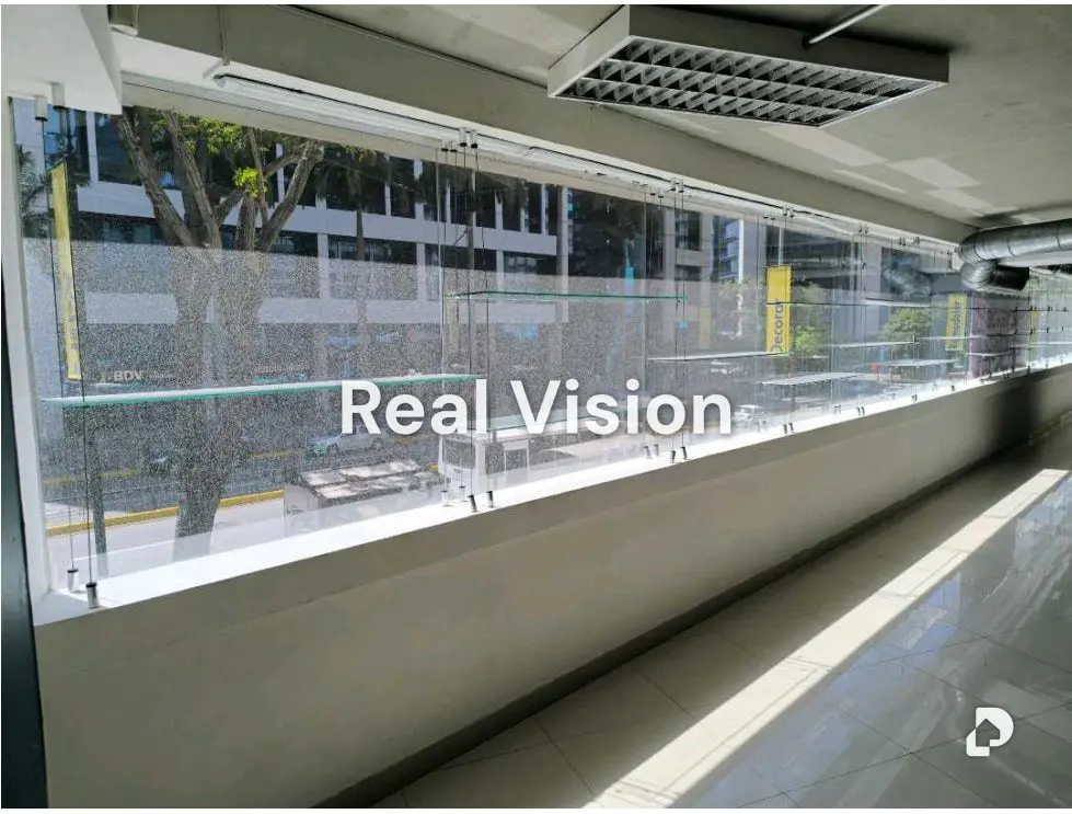 Local comercial en Campo Alegre, Caracas – 23