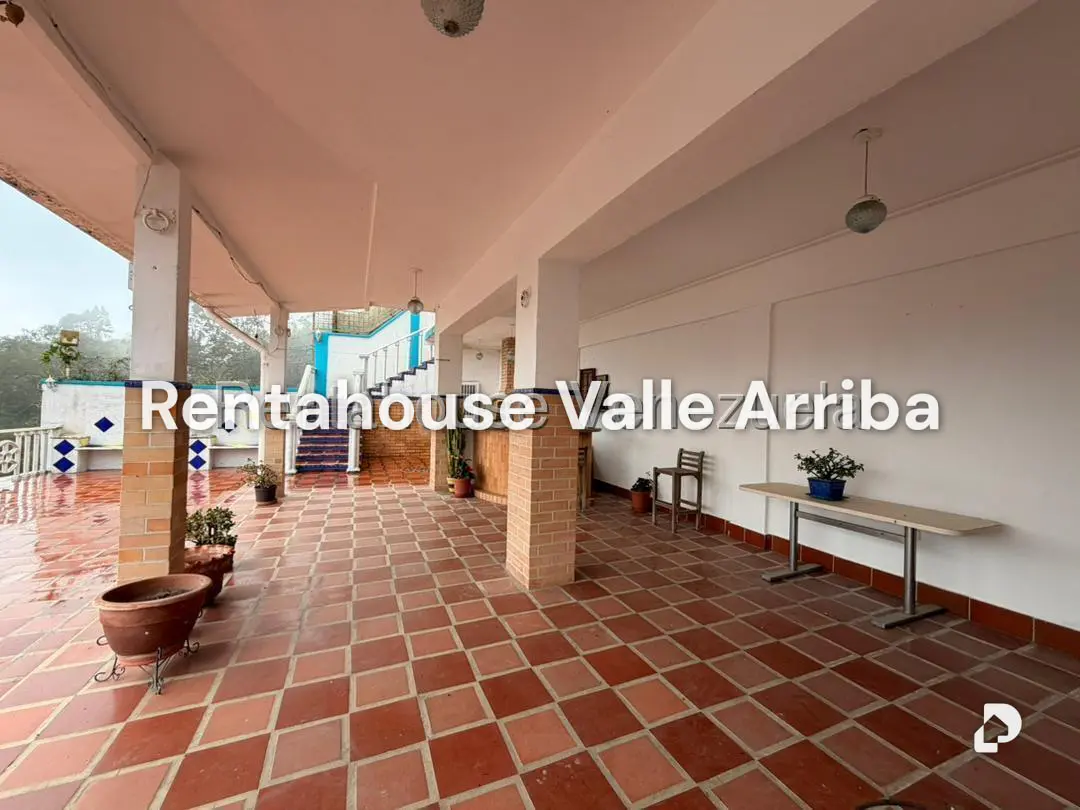 Casa en Club de Campo, San Antonio de Los Altos – 28
