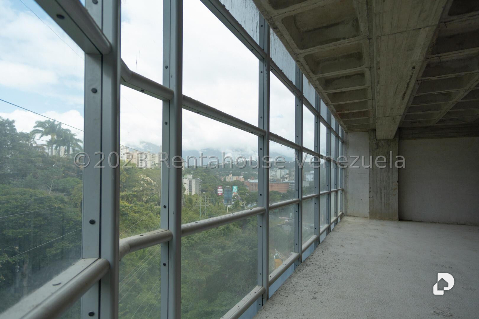 Office in Los Naranjos (del Cafetal), Caracas – 10