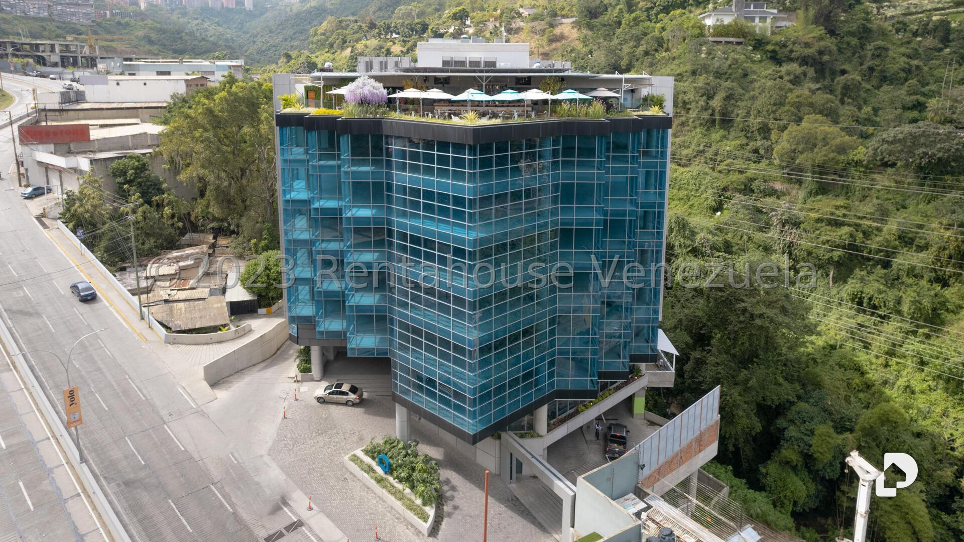 Office in Los Naranjos (del Cafetal), Caracas – 16