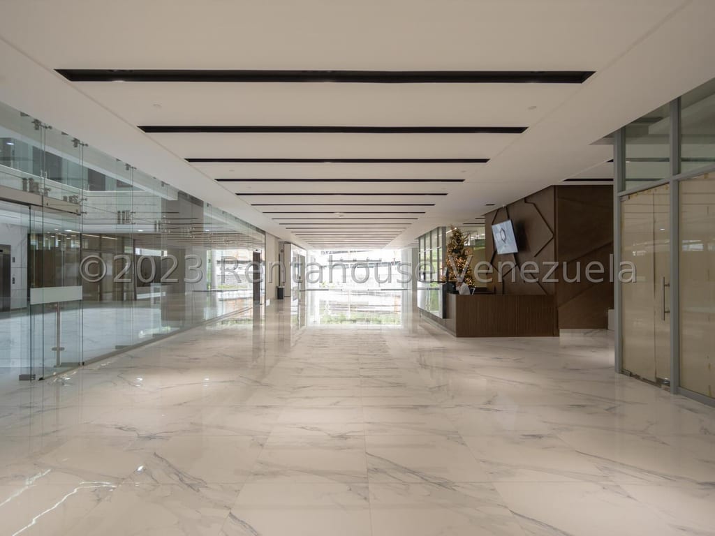 Office in Los Naranjos (del Cafetal), Caracas - 1