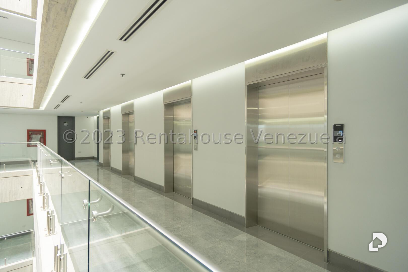 Office in Los Naranjos (del Cafetal), Caracas – 5