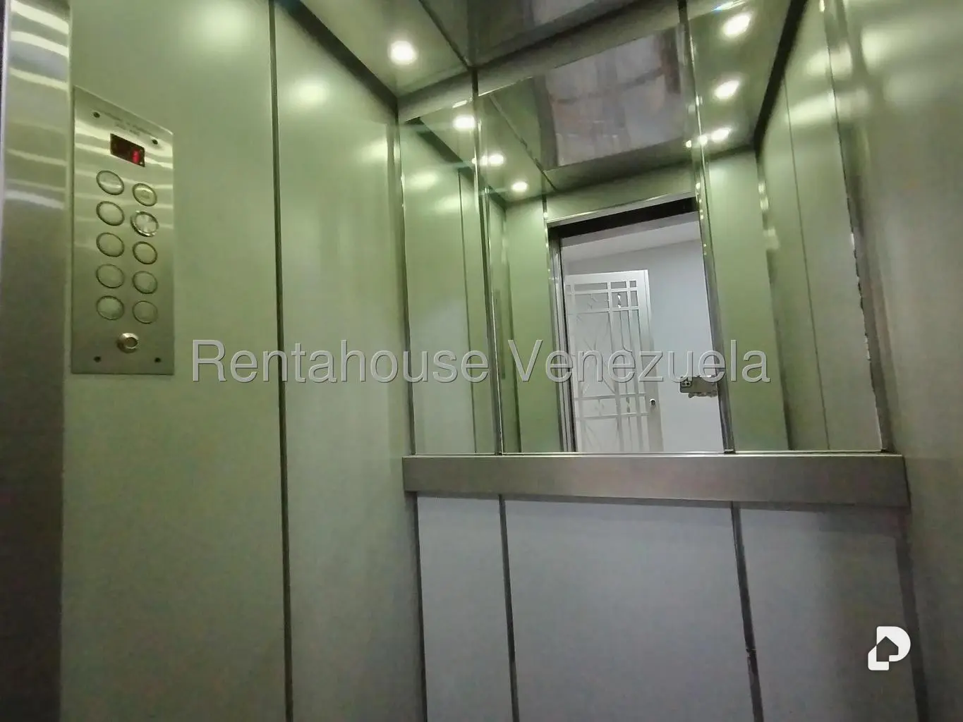Apartamento en La Boyera, Caracas – 24
