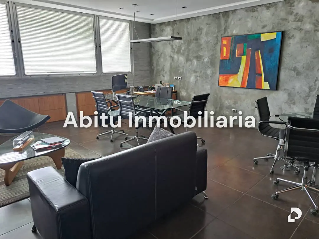 Building in Los Ruices, Caracas – 2