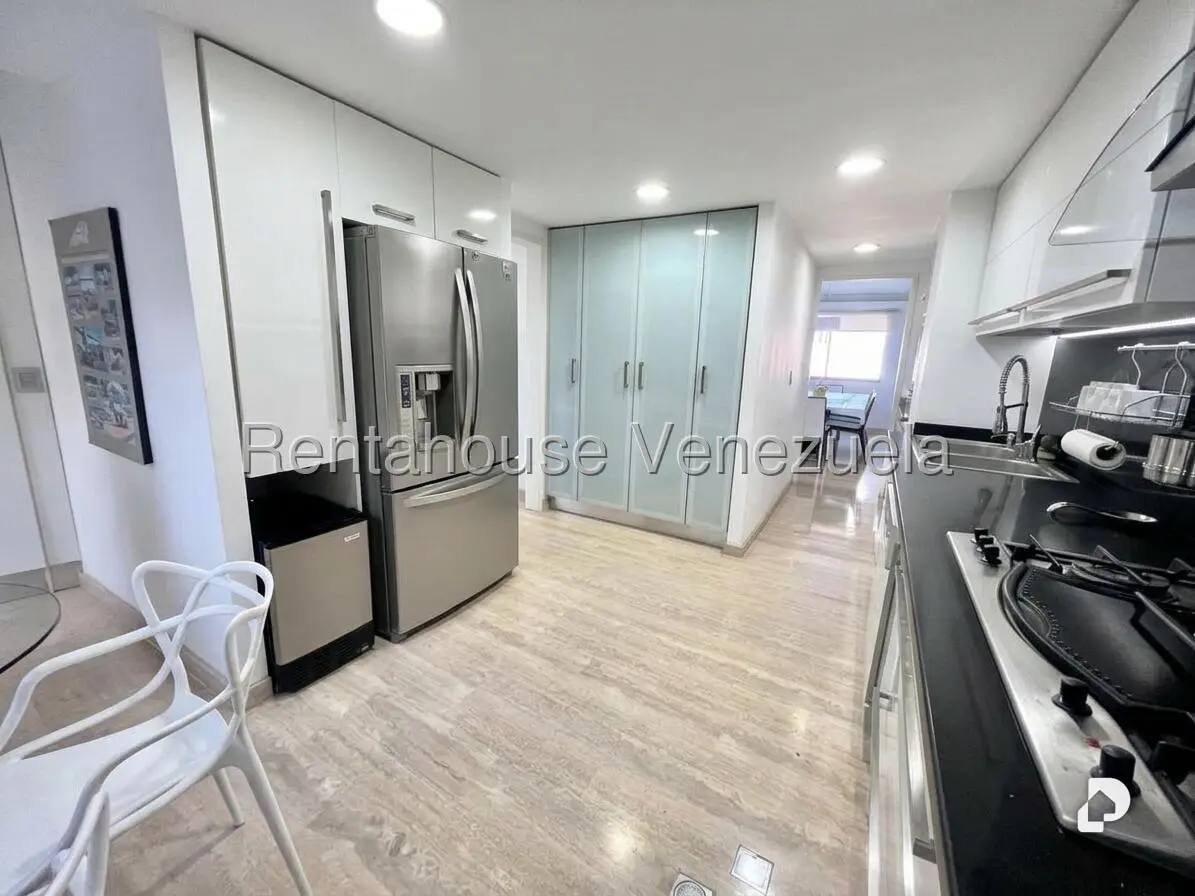 Apartamento en Colinas de Valle Arriba, Caracas – 3
