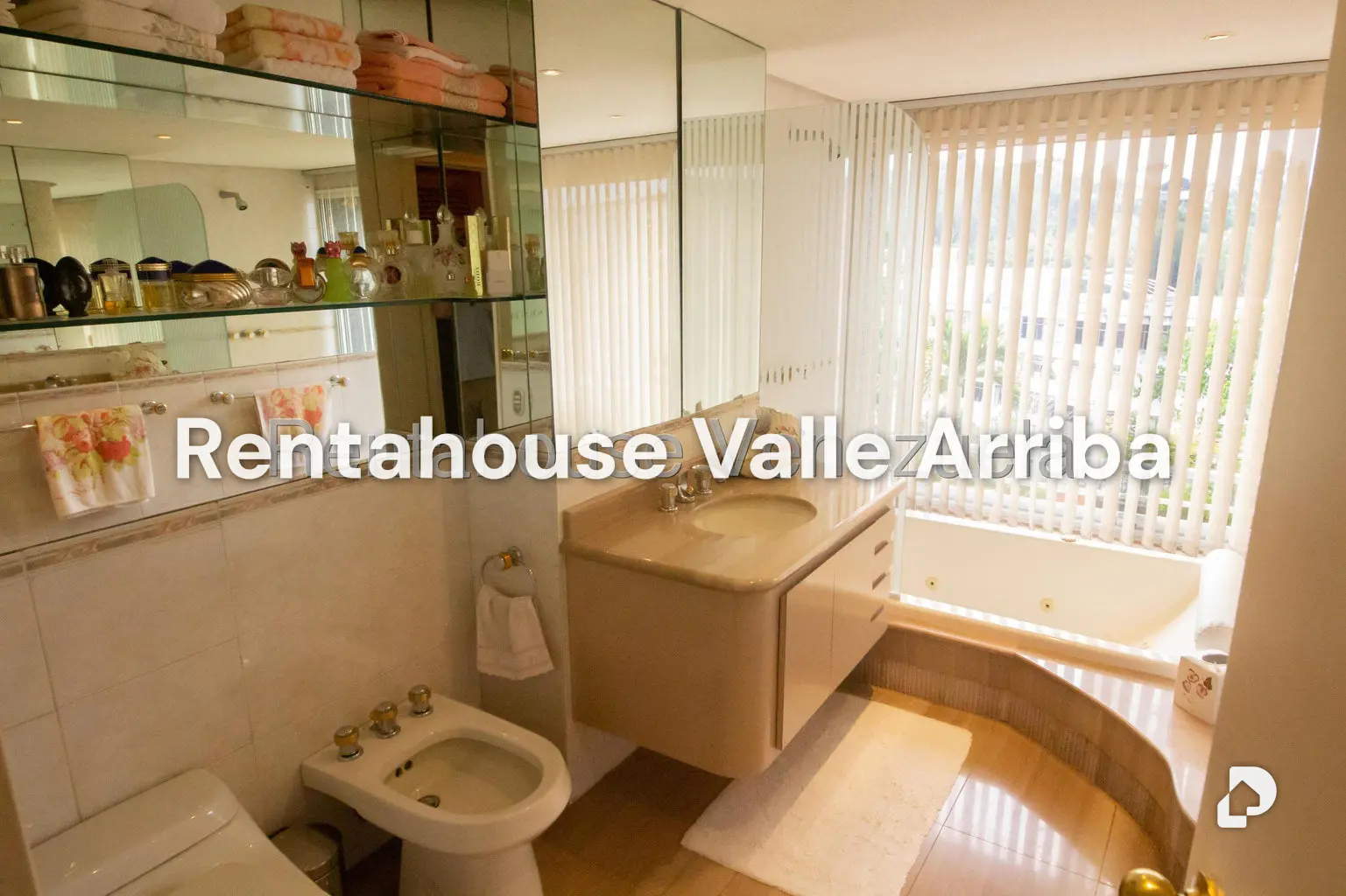 Apartamento en Lomas de La Lagunita, Caracas – 15