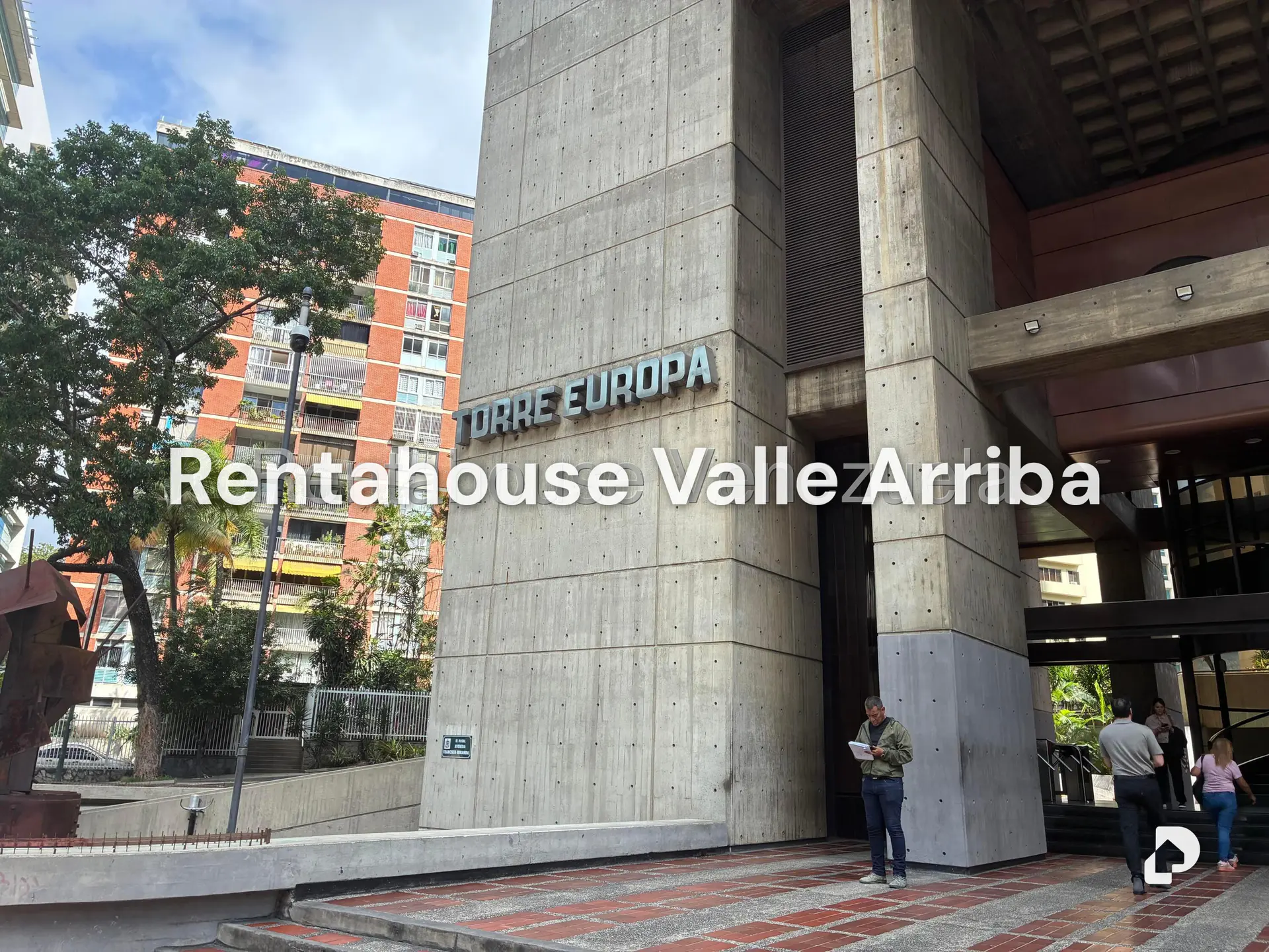Oficina en Campo Alegre, Caracas – 2