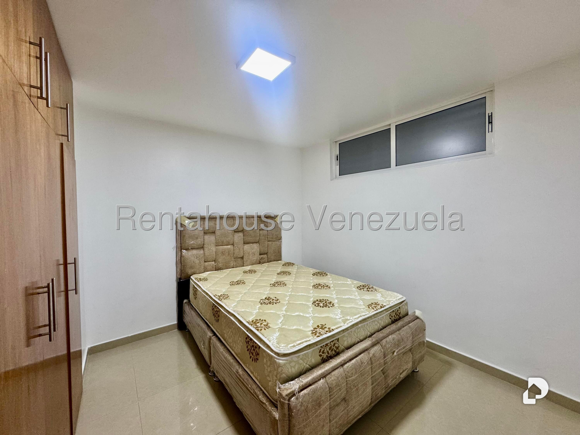 Apartamento en Colinas de La Tahona, Caracas – 13