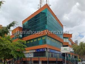 Local comercial en Urbanización Base Aragua, Maracay - 1