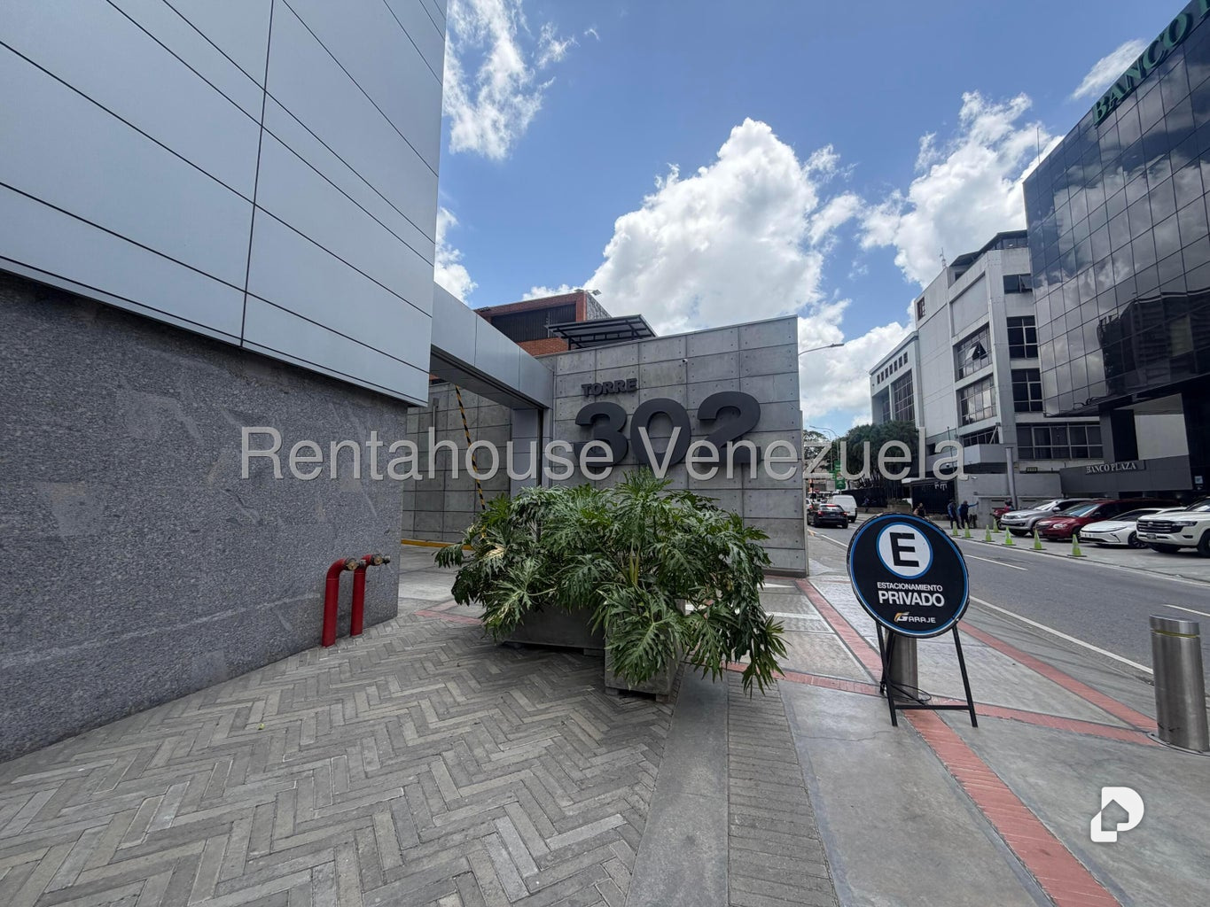 Oficina en Las Mercedes, Caracas