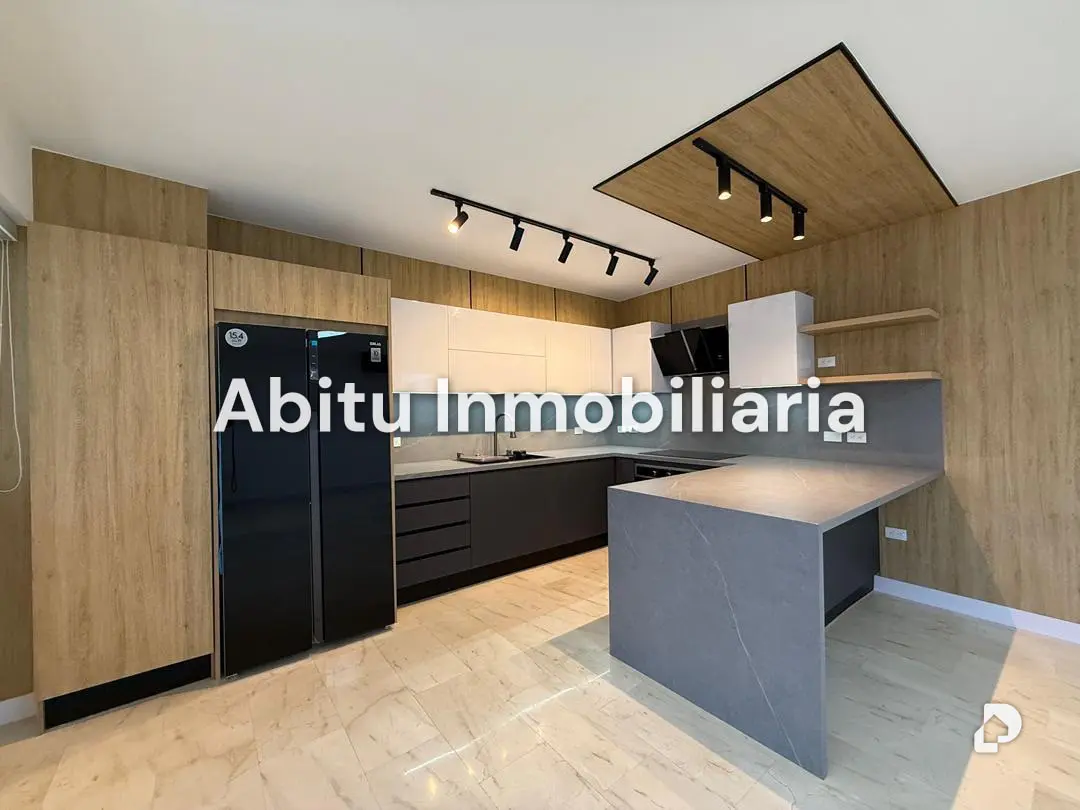 Apartamento en La Boyera, Caracas – 2