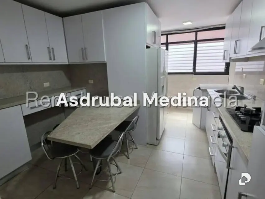 Apartamento en Los Palos Grandes, Caracas – 5