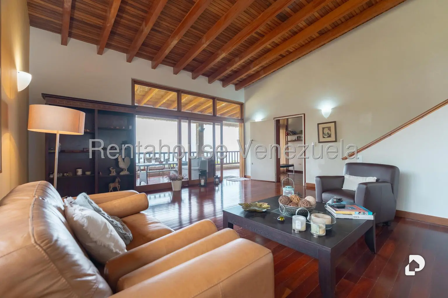 Casa en Oripoto, Caracas – 30