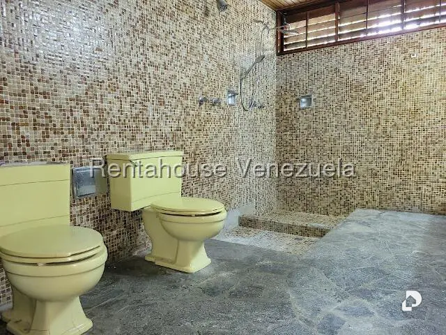 Casa en Prados del Este, Caracas – 27