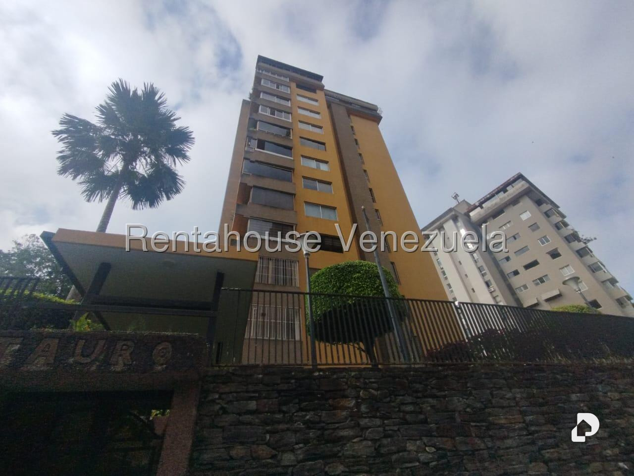 Apartamento en Cerro Verde, Caracas – 1