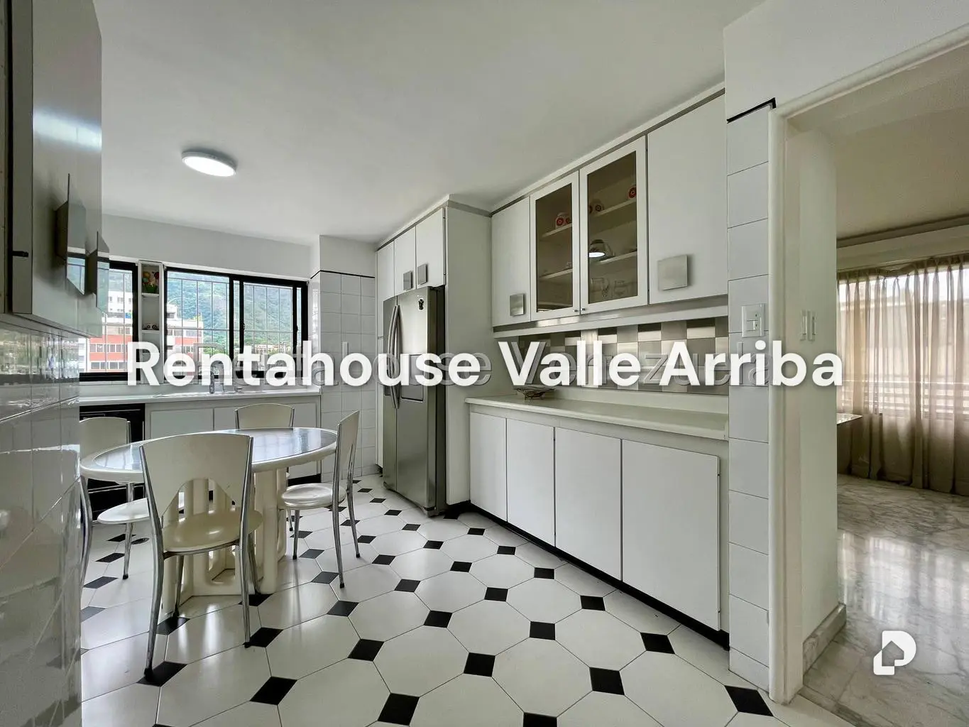 Apartamento en La Florida, Caracas – 25