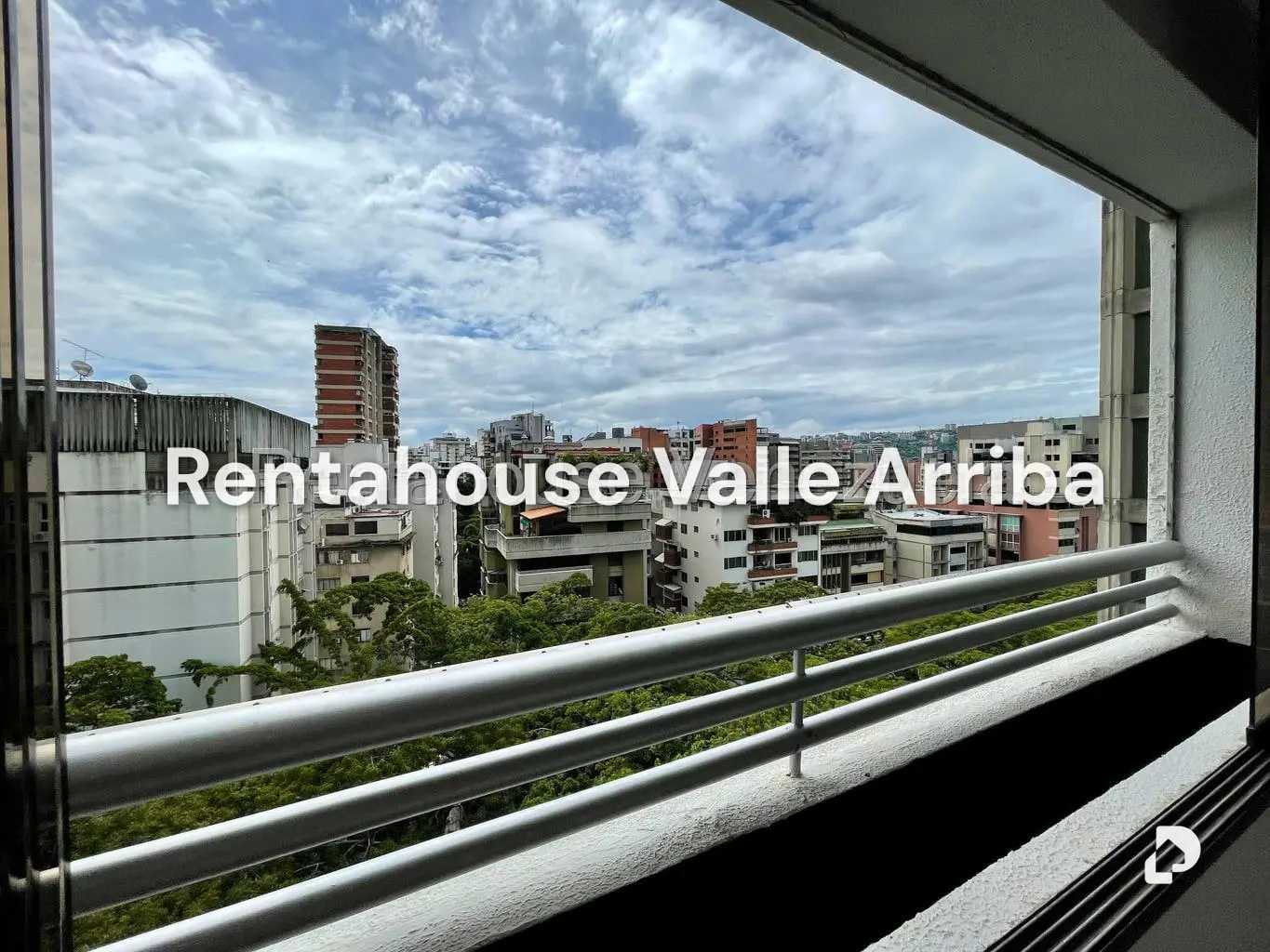 Apartamento en La Florida, Caracas – 17