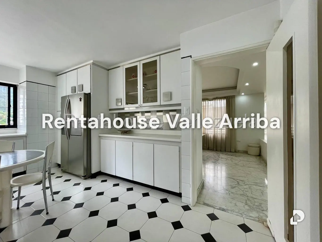 Apartamento en La Florida, Caracas – 26