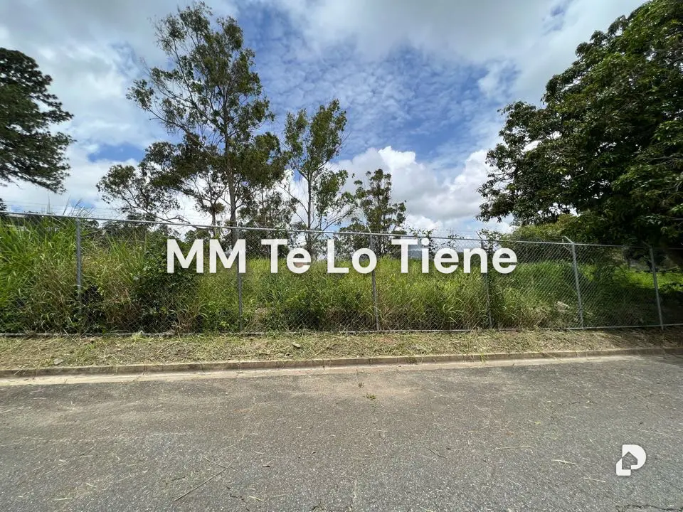 Terreno en Cerro Verde, Caracas – 1