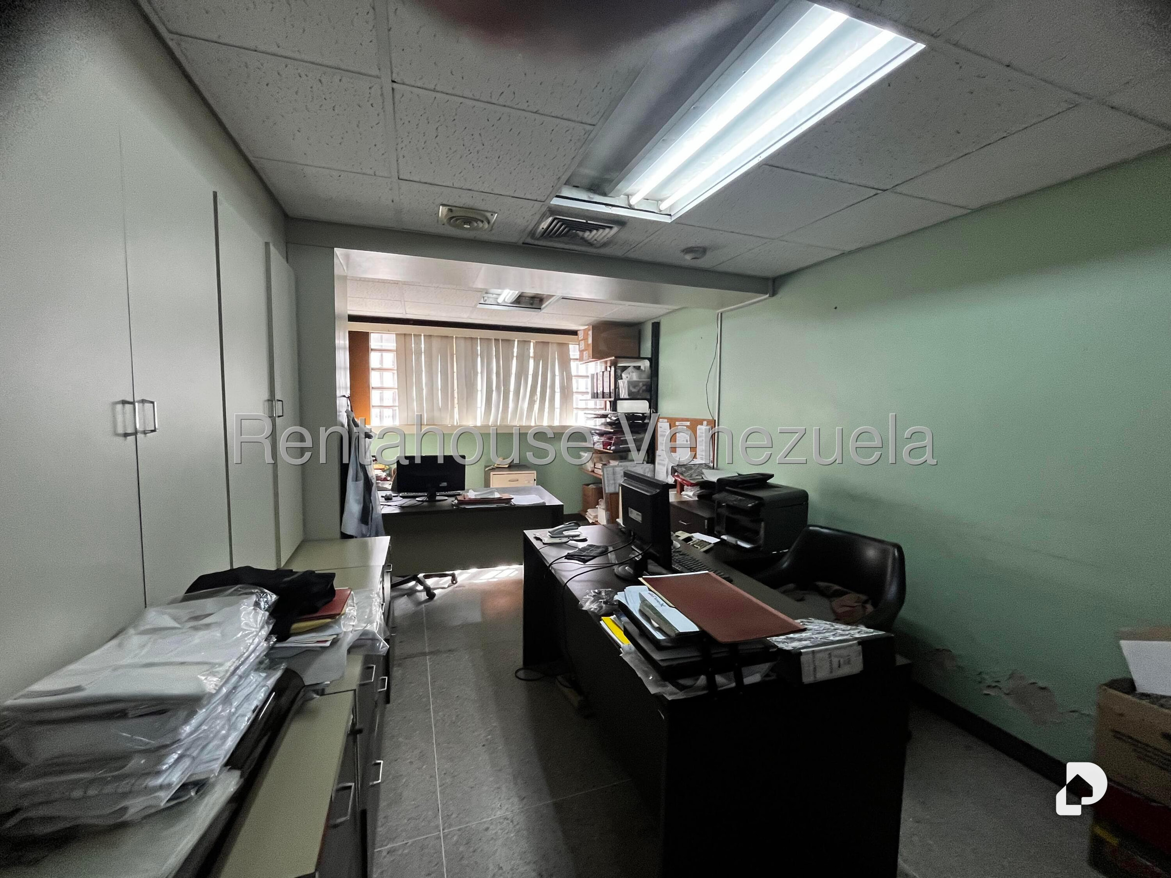 Local comercial en El Llanito, Caracas – 20