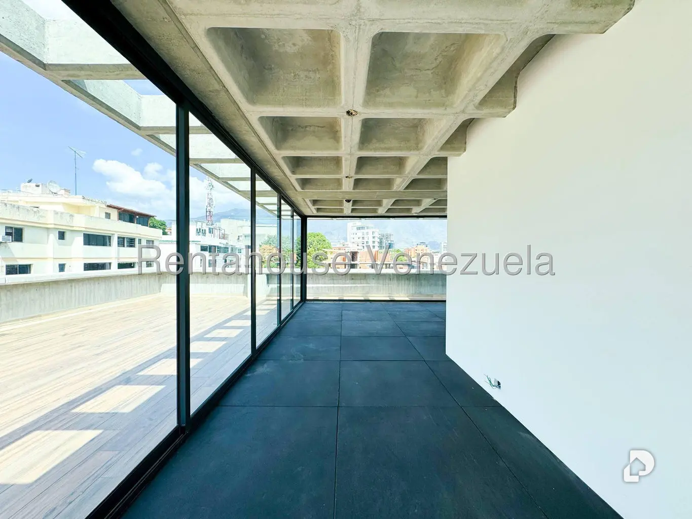 Apartamento en Los Naranjos de las Mercedes, Caracas – 23