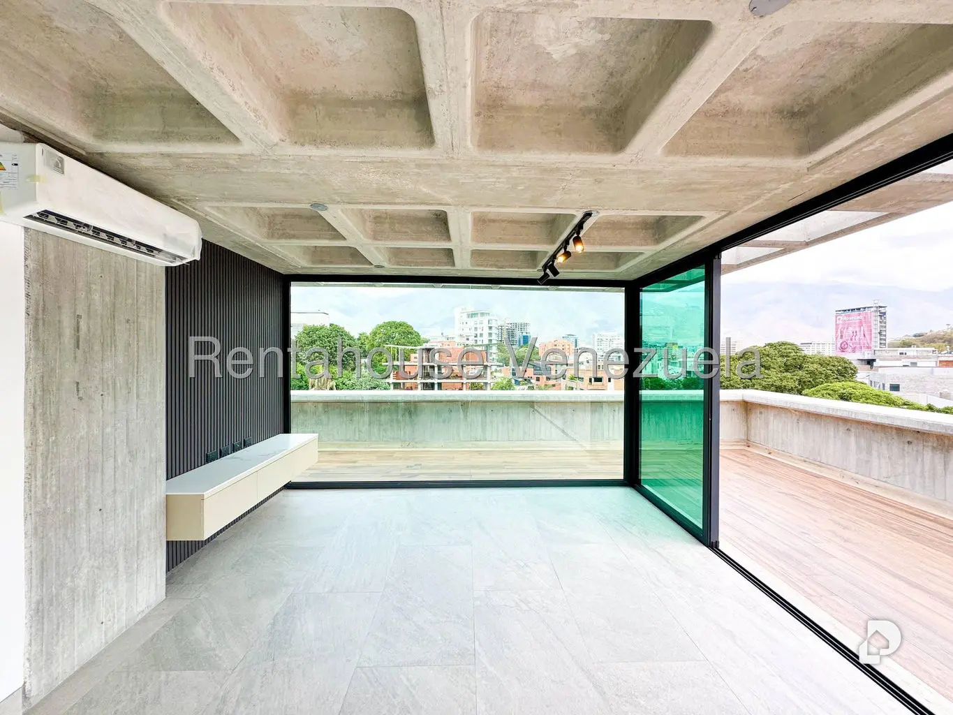 Apartamento en Los Naranjos de las Mercedes, Caracas – 19