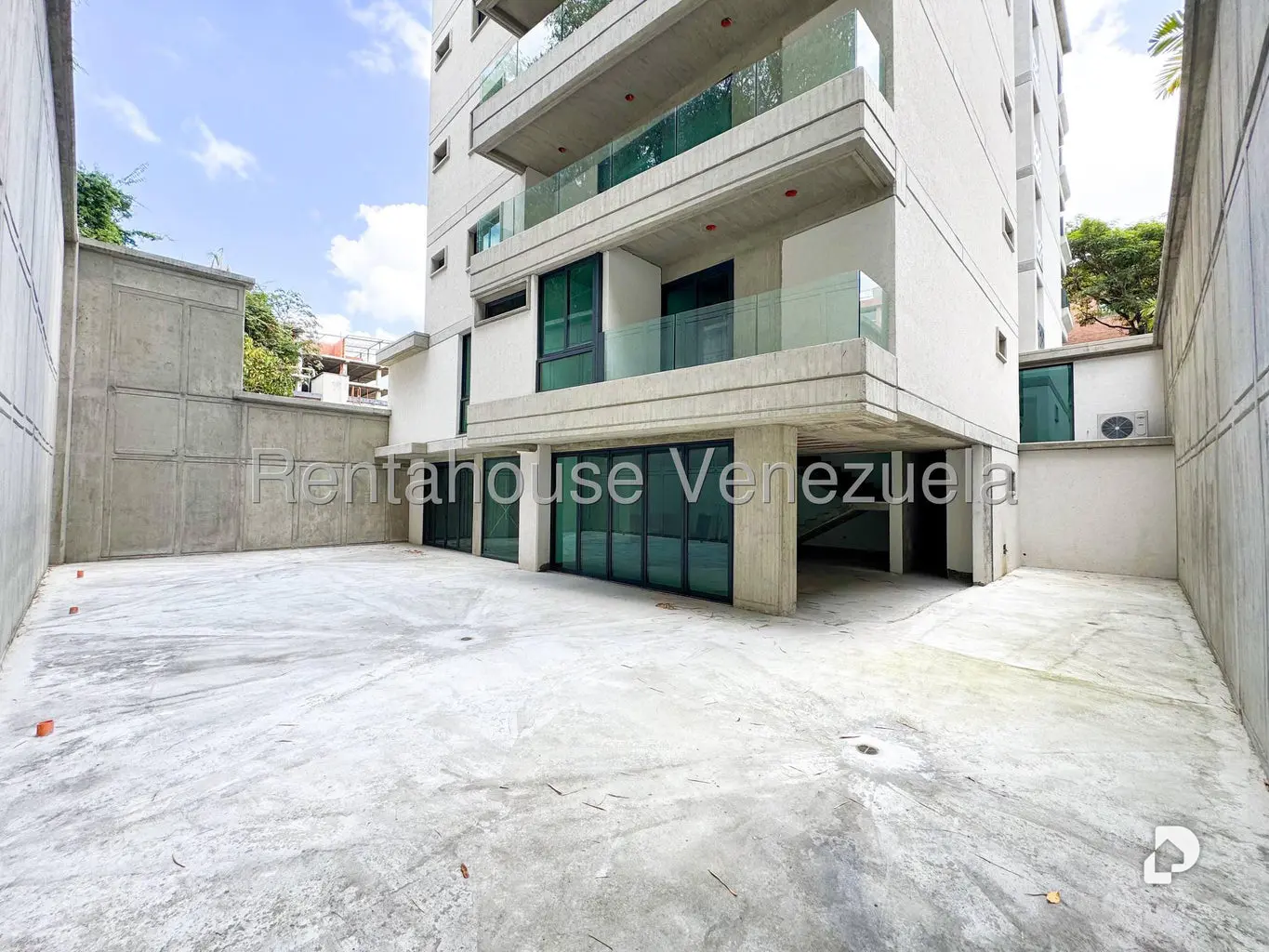 Apartamento en Los Naranjos de las Mercedes, Caracas – 2