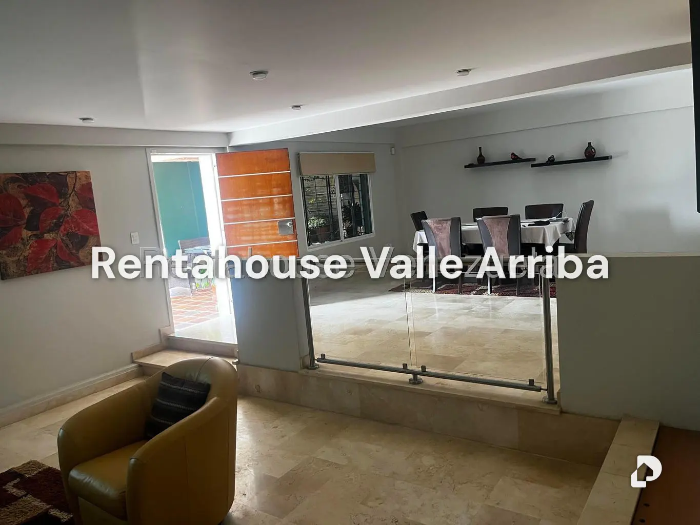 Casa en Oripoto, Caracas – 12