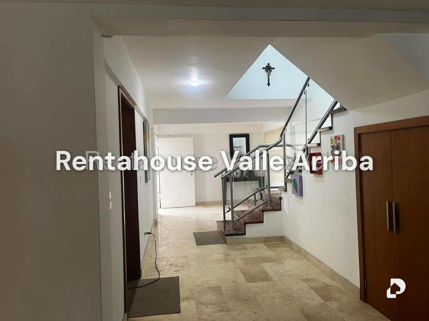 Casa en Oripoto, Caracas – 11