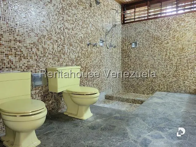 Casa en Prados del Este, Caracas – 27