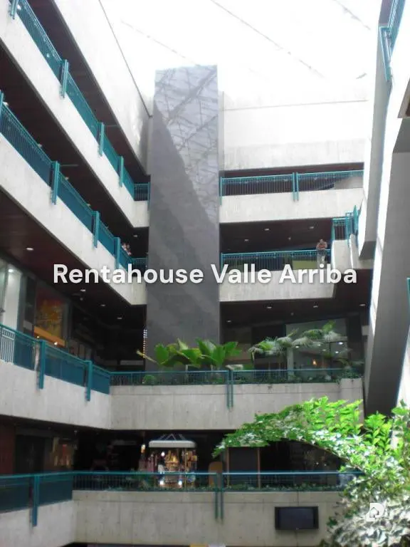 Local comercial en La Lagunita Country Club, Caracas – 10