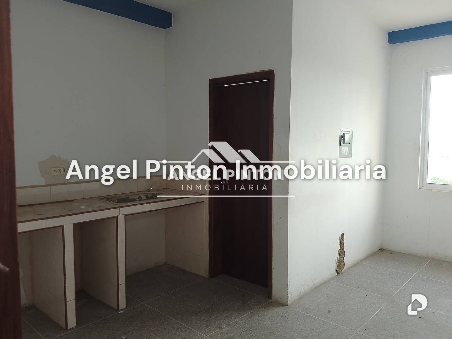 Local comercial en Acuarelas del Sol, Maracaibo – 5