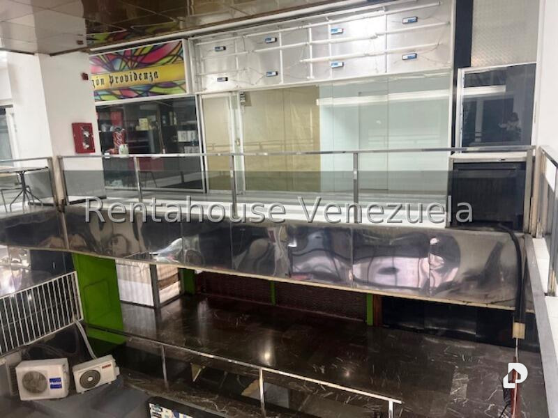 Local comercial en Prados del Este, Caracas – 13