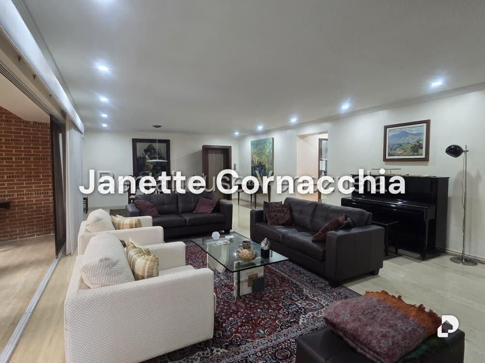 Apartment in Campo Alegre, Caracas – 5