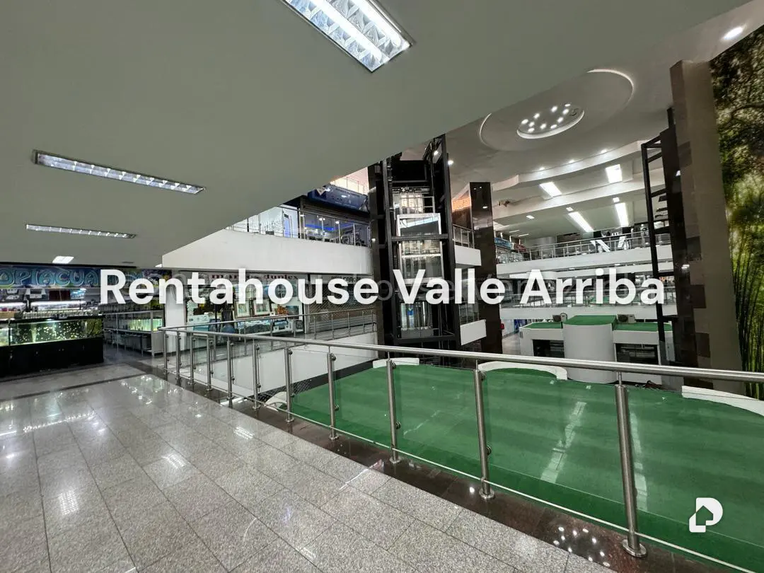 Local comercial en El Cafetal, Caracas – 17