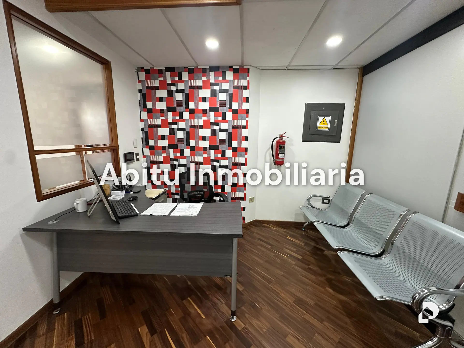Office in Macaracuay, Caracas – 11
