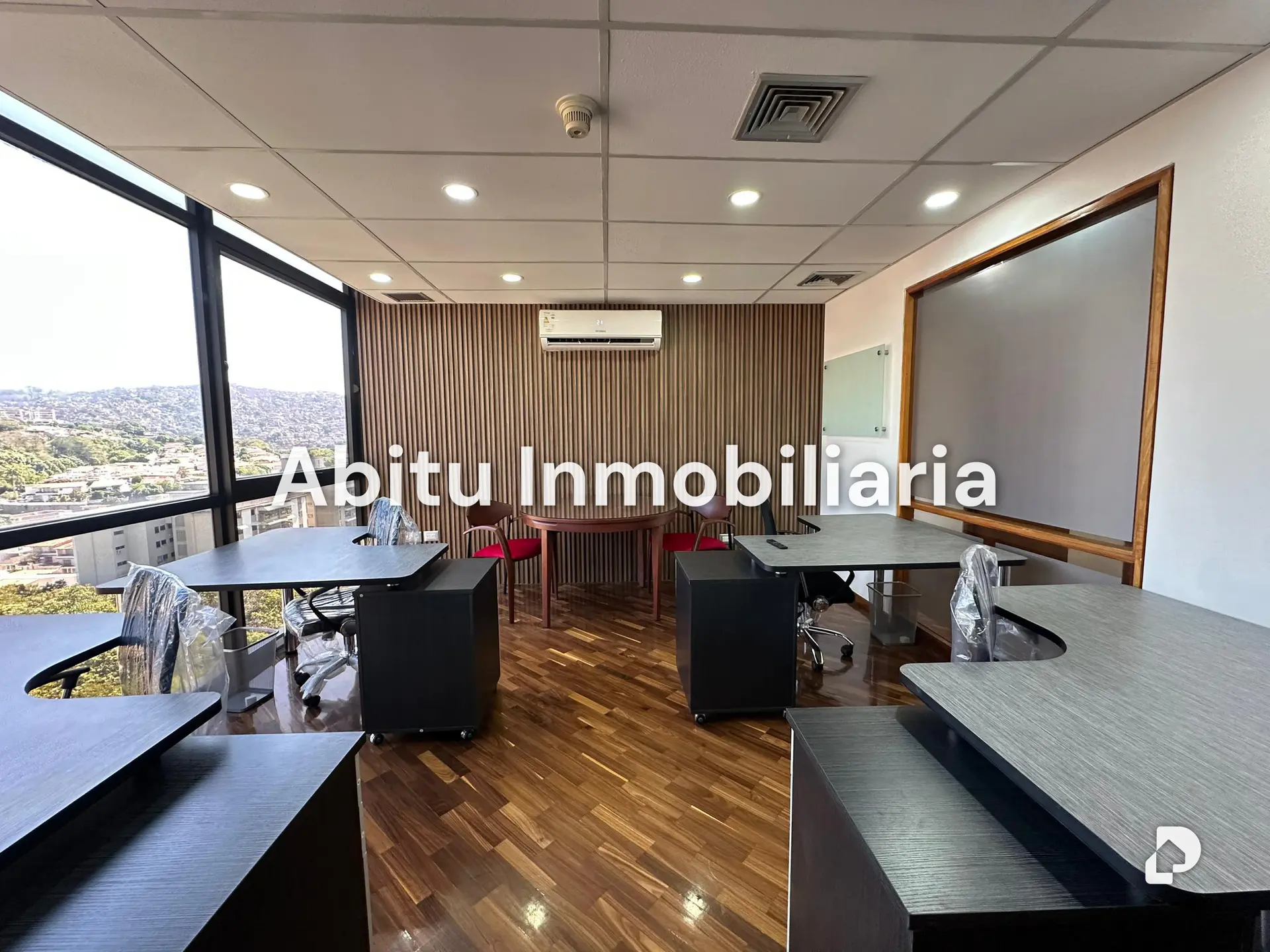Office in Macaracuay, Caracas – 10