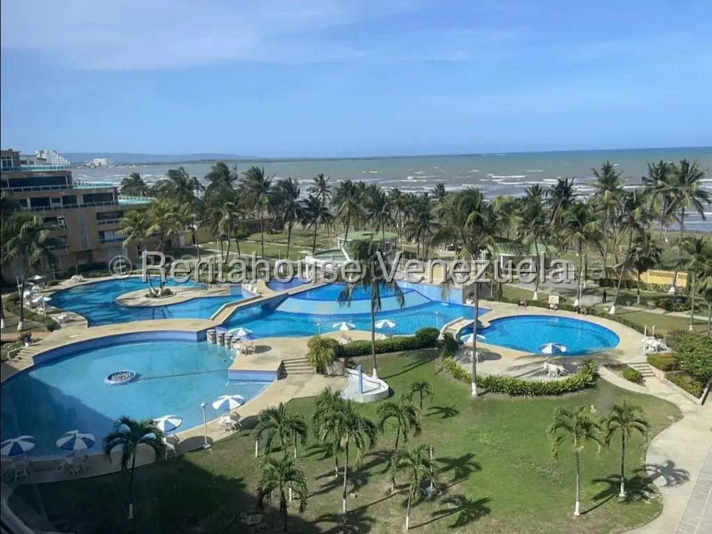 Apartment in Tucacas - 1