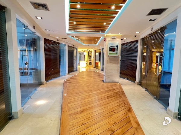 Office in La Castellana, Caracas – 3