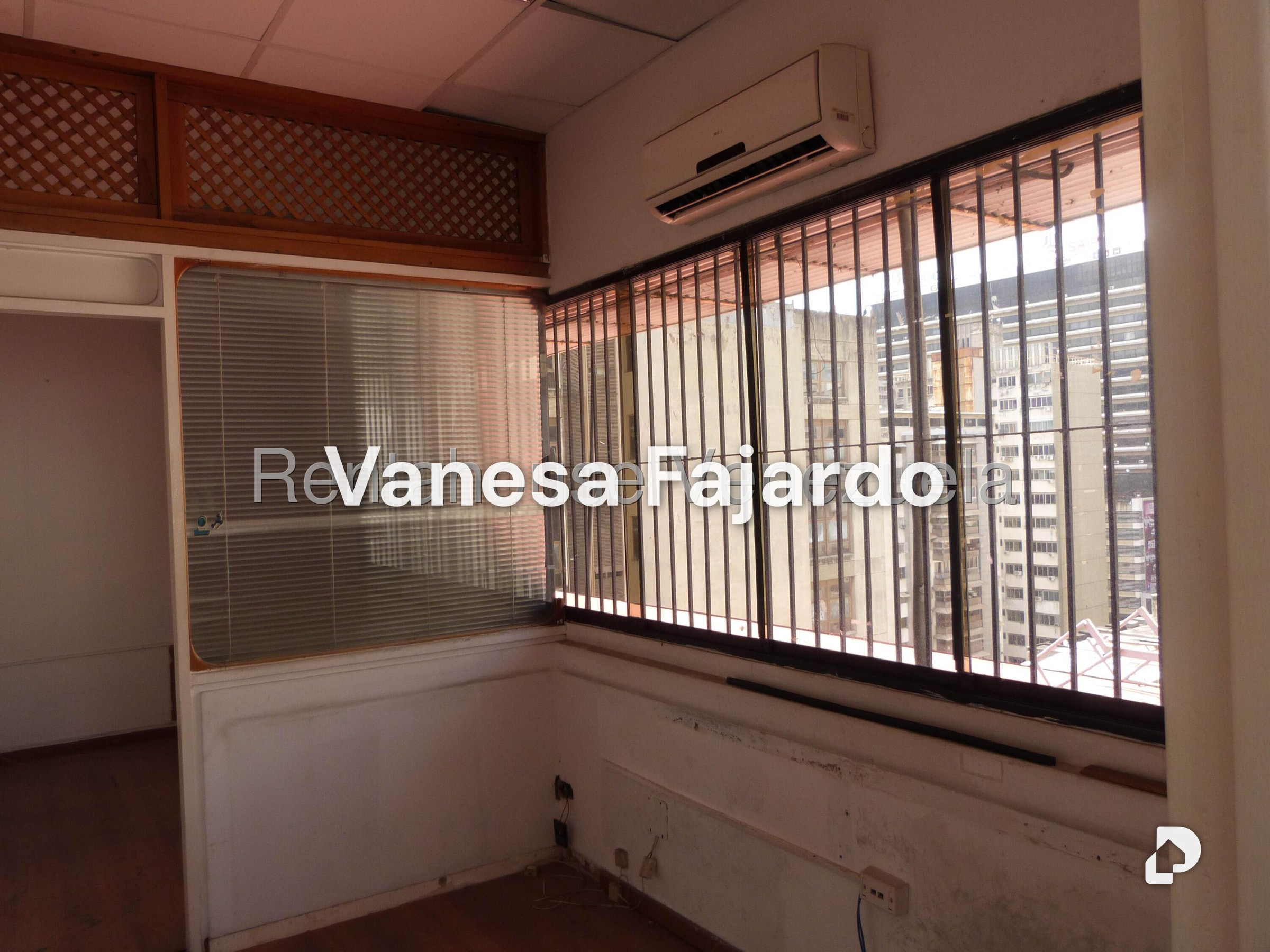 Oficina en Chacao, Caracas – 19
