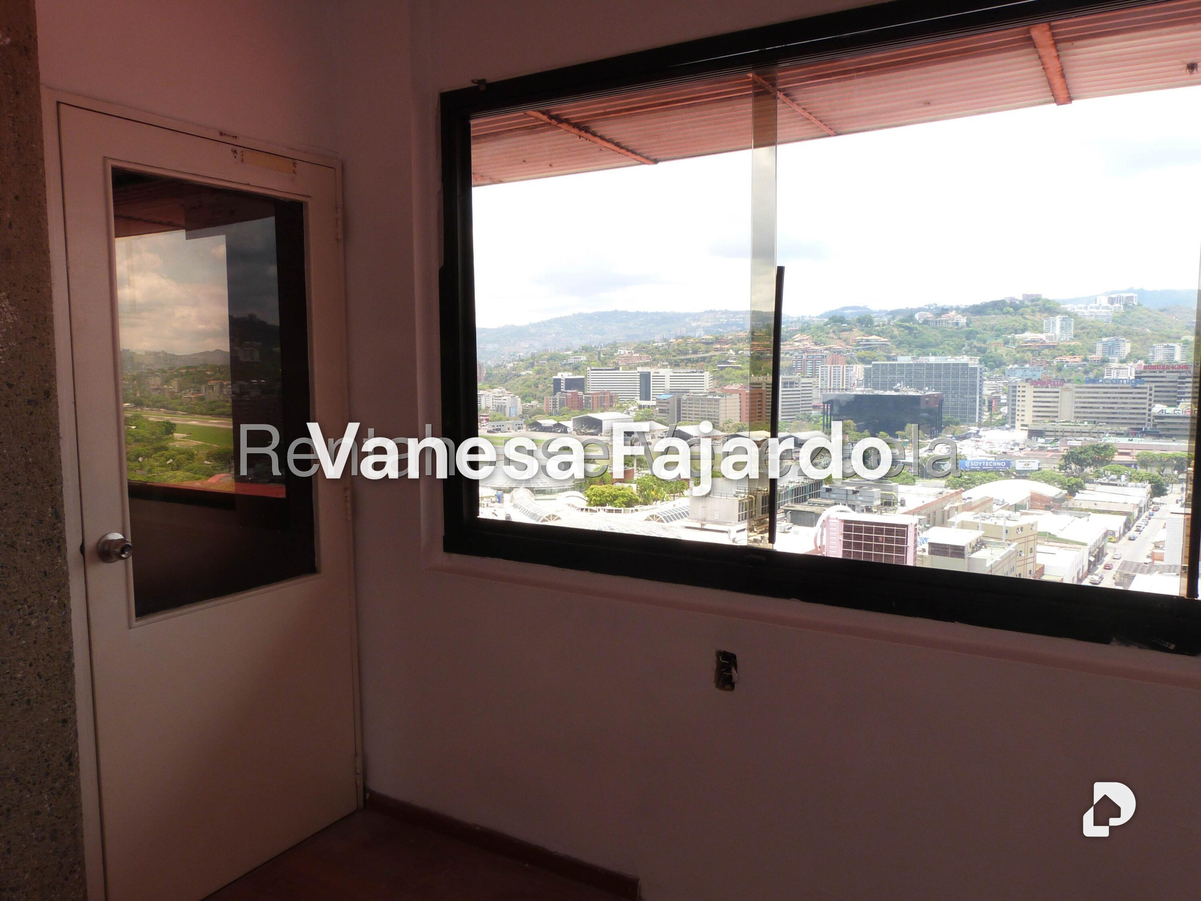 Oficina en Chacao, Caracas – 14