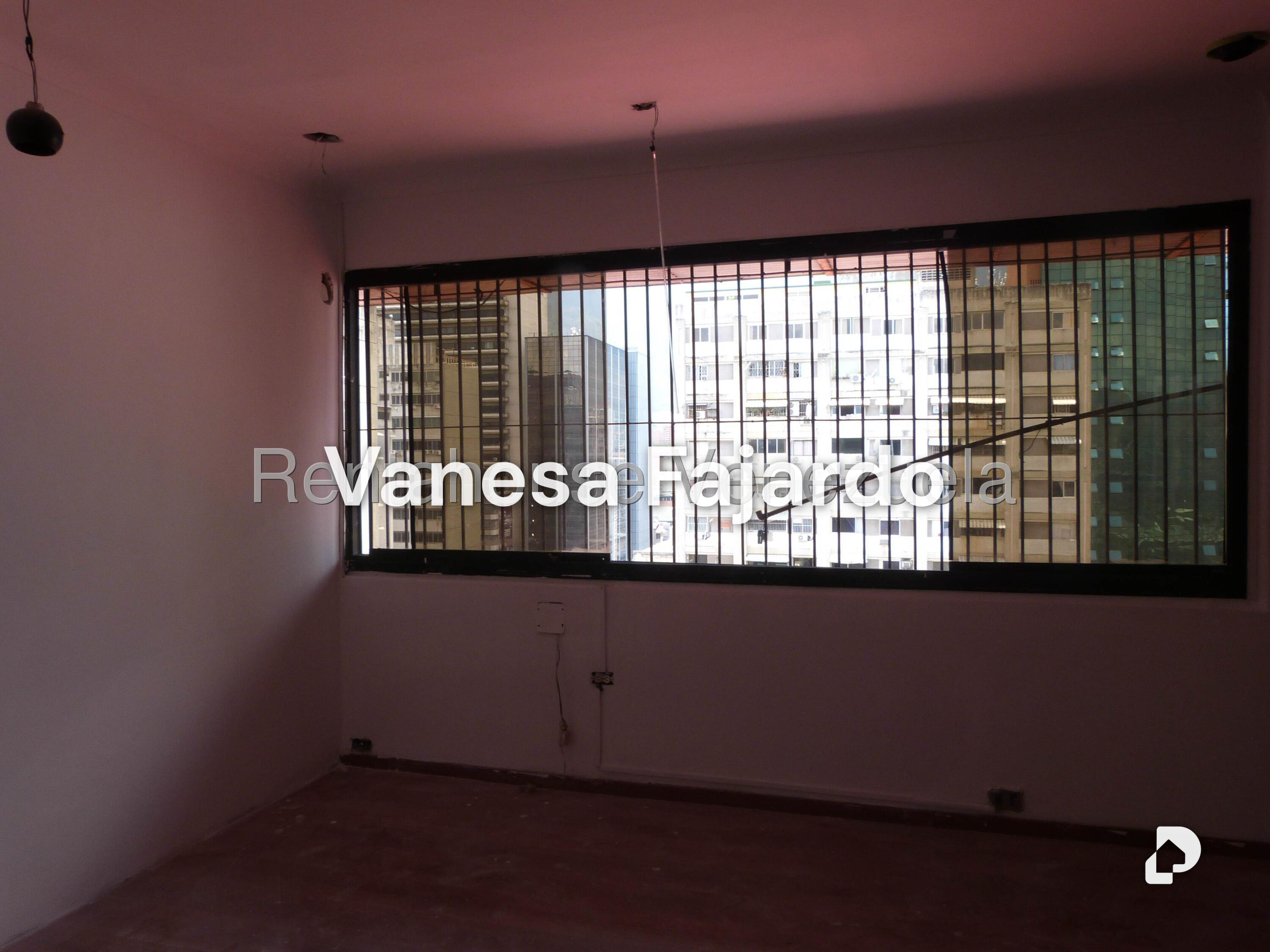 Oficina en Chacao, Caracas – 11