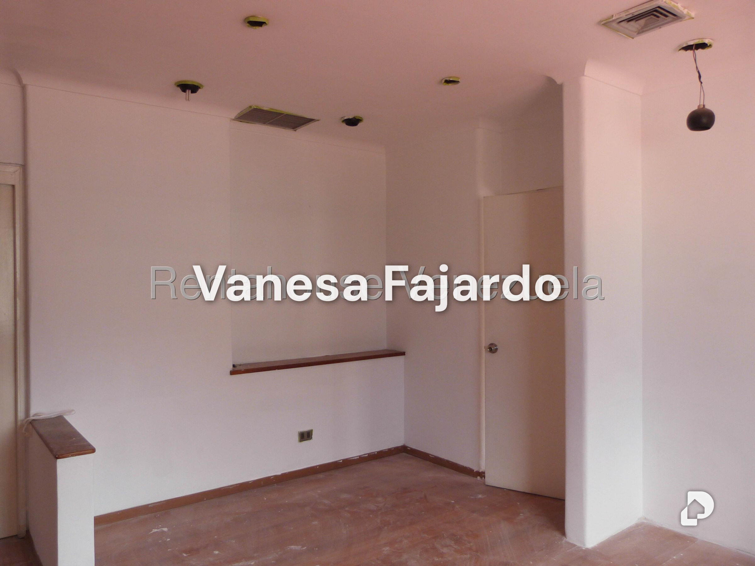 Oficina en Chacao, Caracas – 12