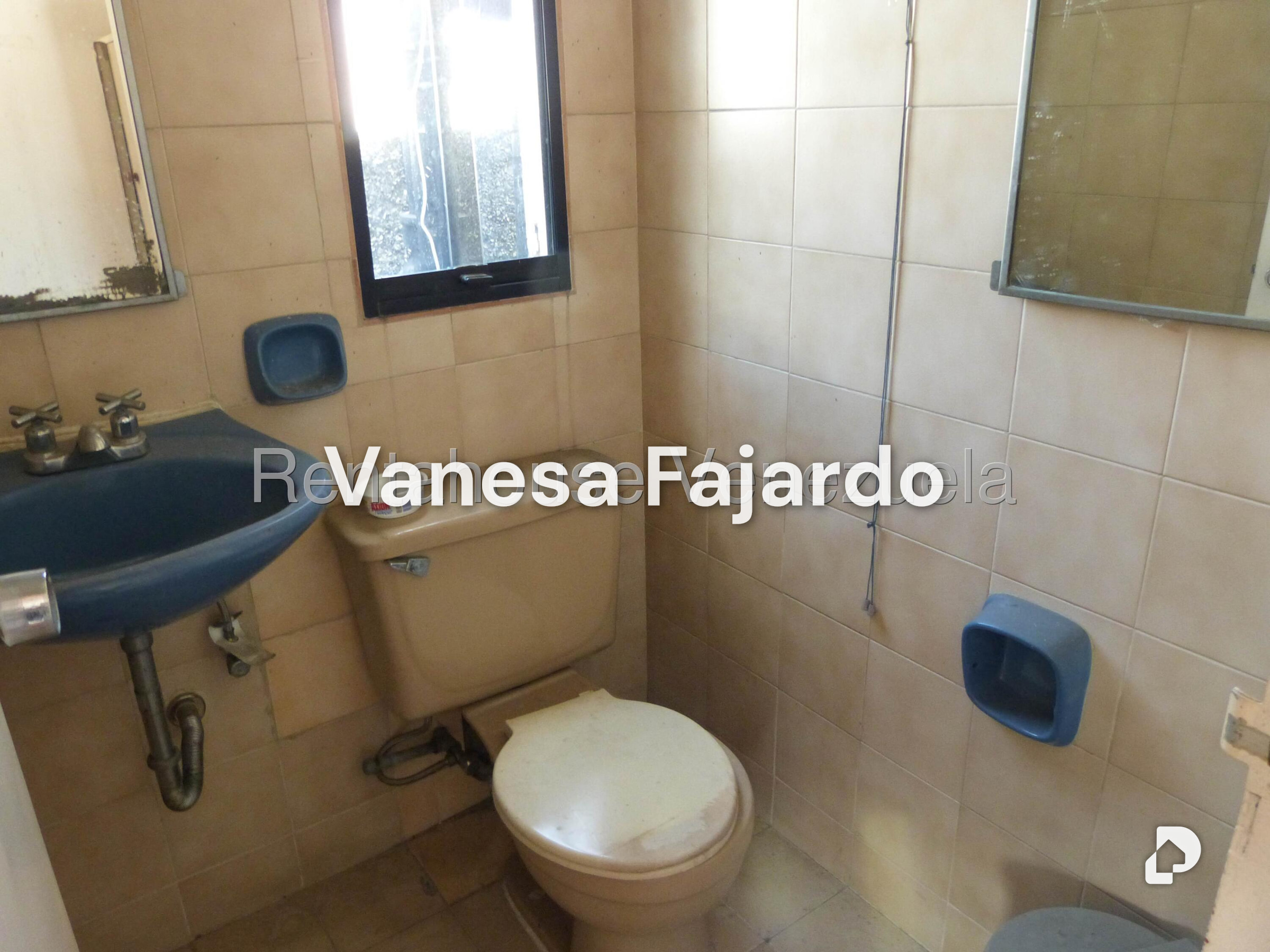 Oficina en Chacao, Caracas – 18