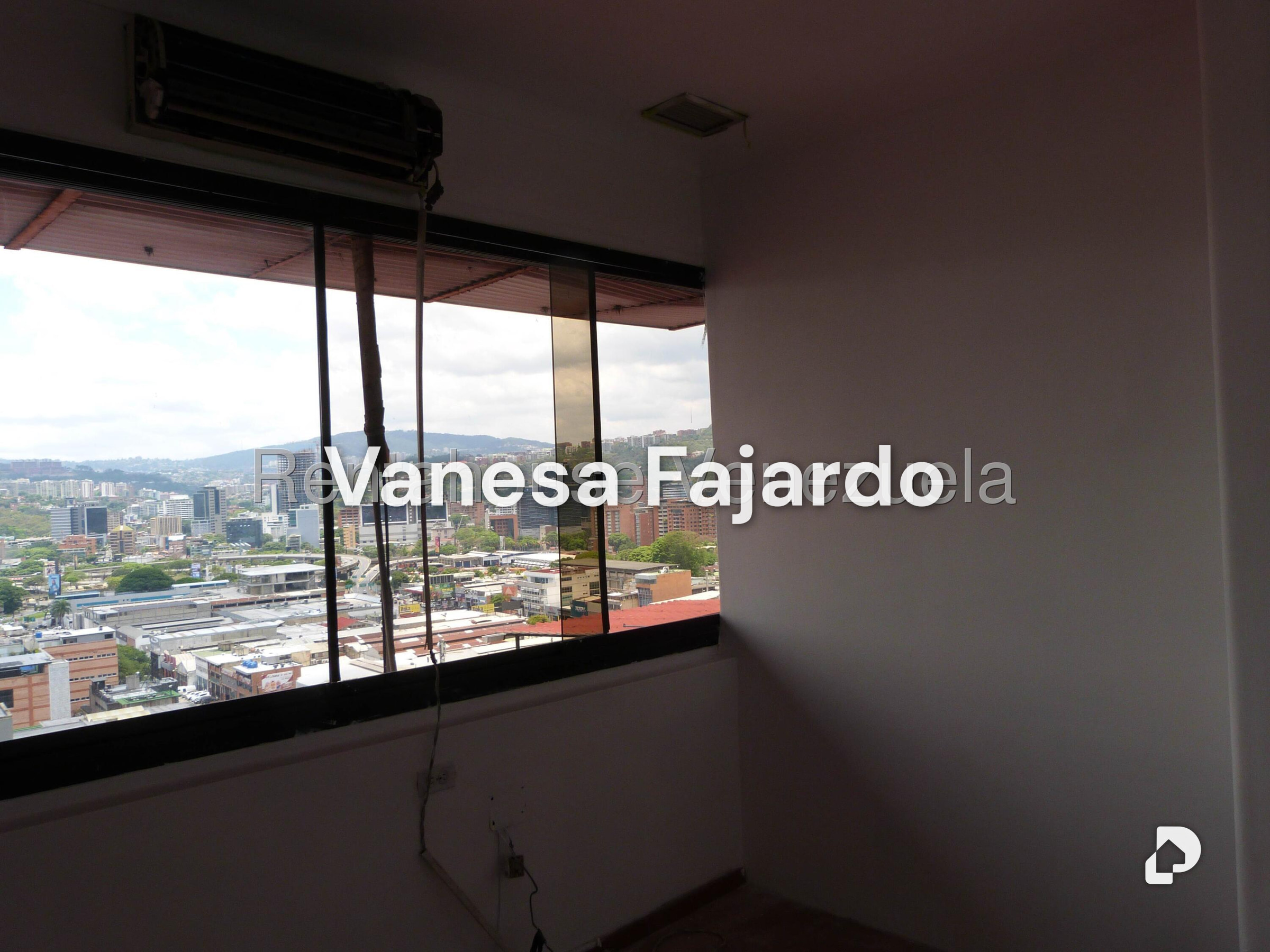 Oficina en Chacao, Caracas – 16