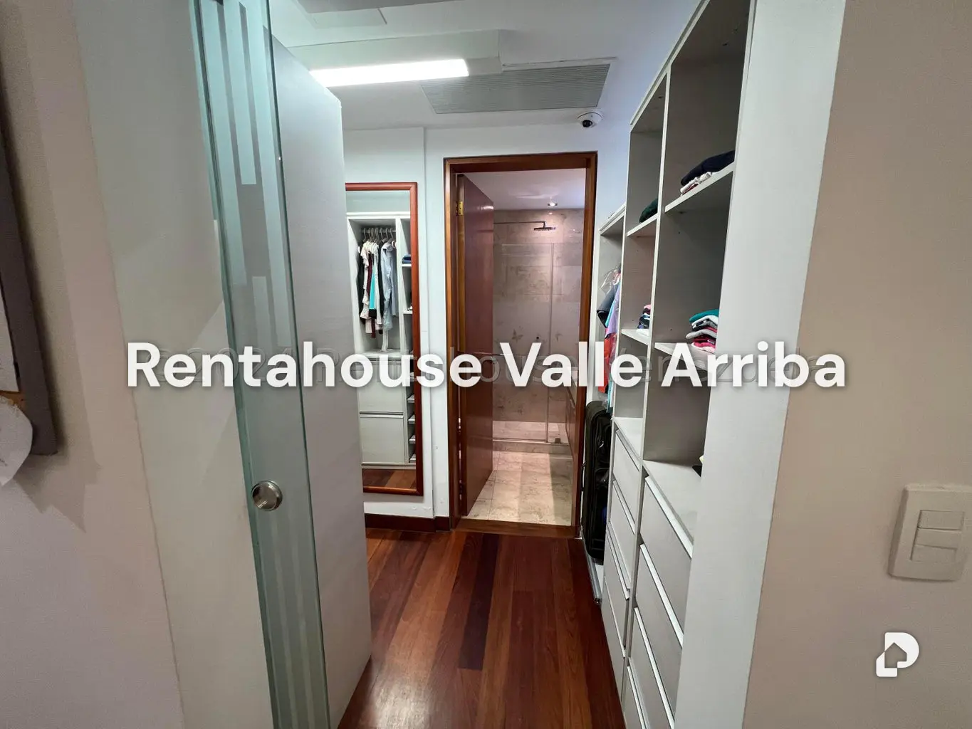 Apartamento en Los Palos Grandes, Caracas – 30