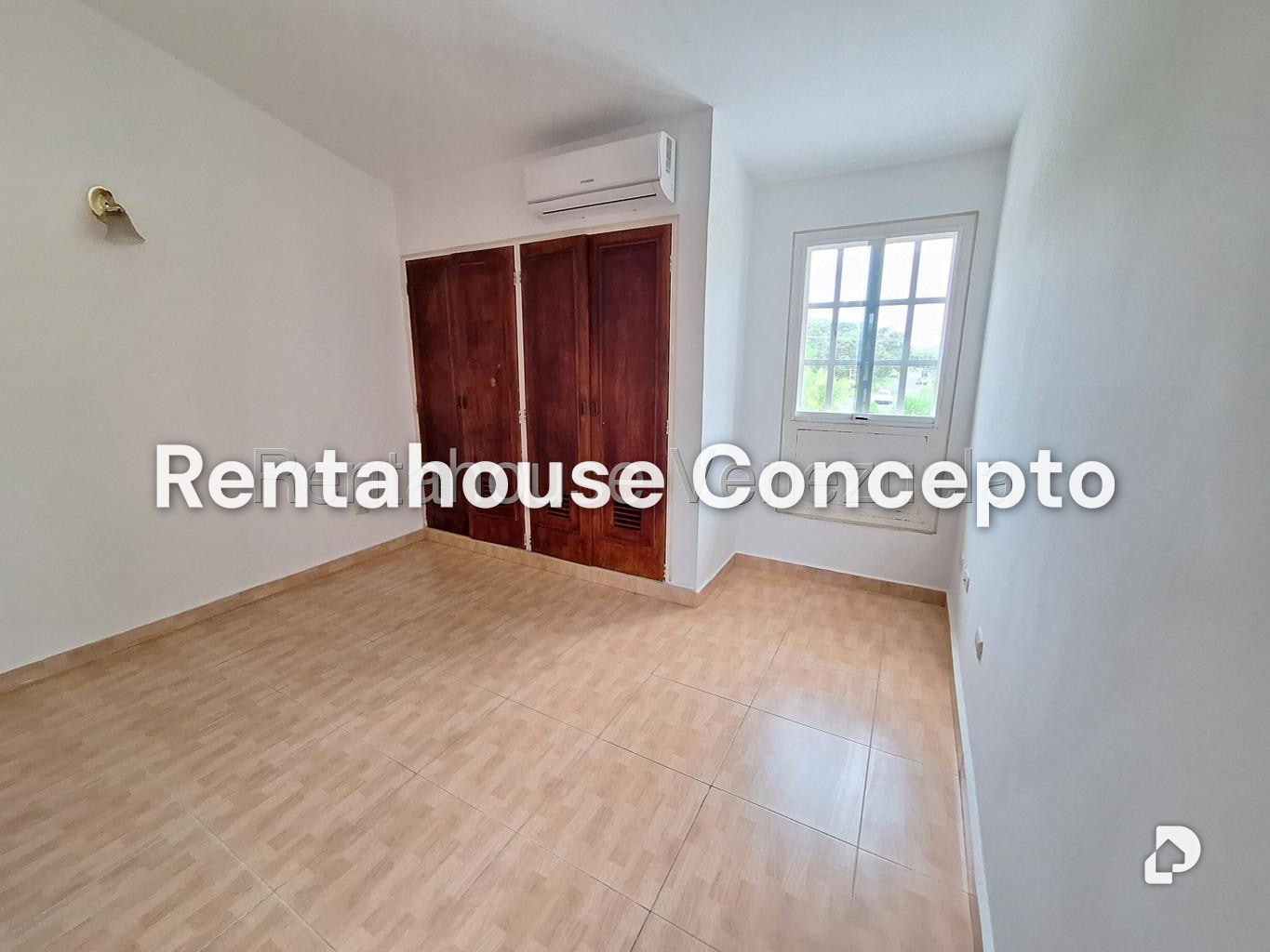 Townhouse en Mañongo, Naguanagua – 18